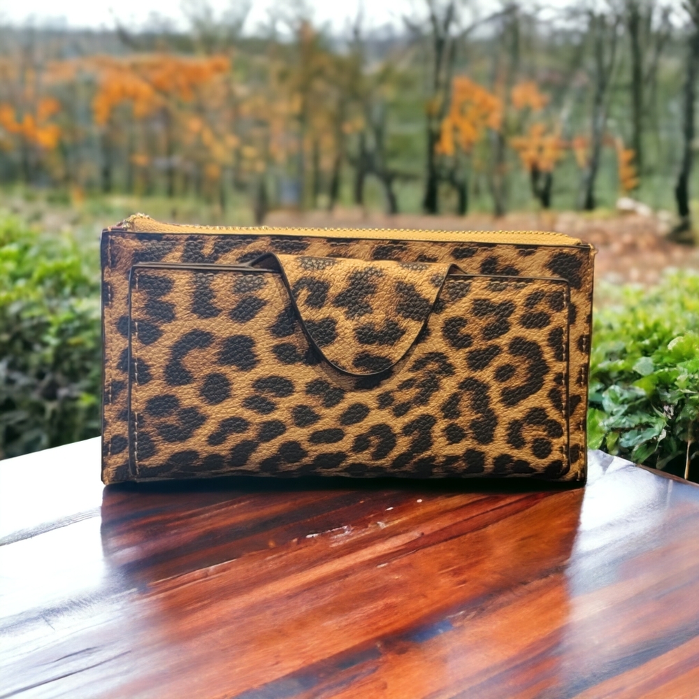Soft leo faux leather wallet